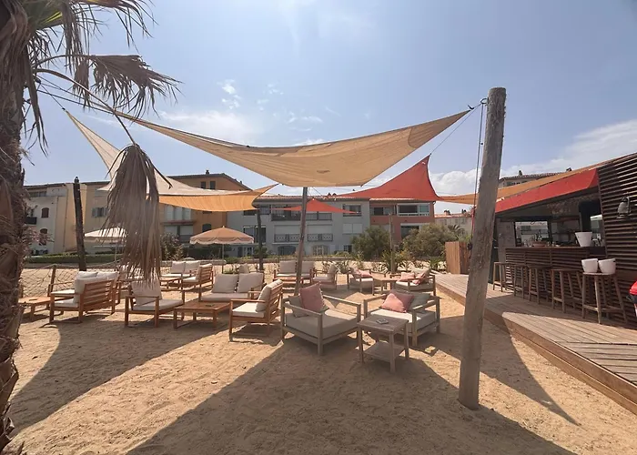 Front De Mer, Vue Lejlighed